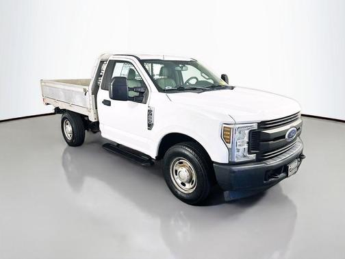 OXFORD WHITE 2019 Ford F-250 XL