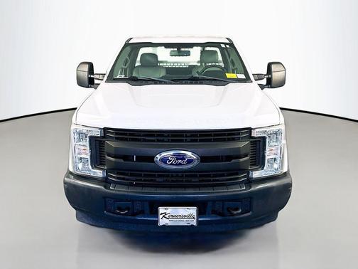 OXFORD WHITE 2019 Ford F-250 XL