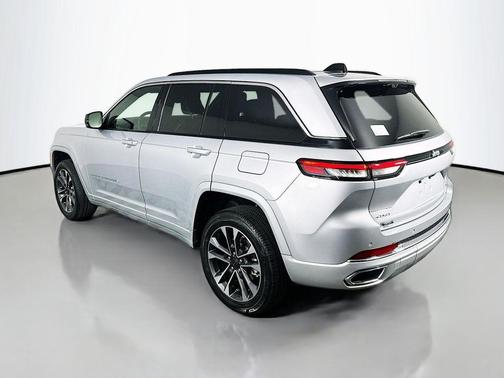 Silver Zynith 2025 Jeep Grand Cherokee Overland