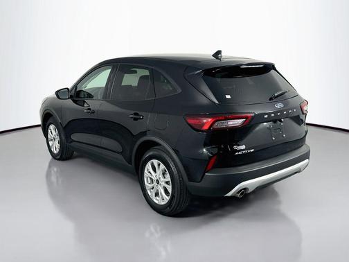AGATE BLACK METALLIC 2025 Ford Escape Active