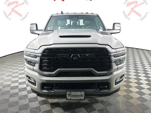 2026 RAM 3500 Limited Mega Cab 4x4 6'4' Box