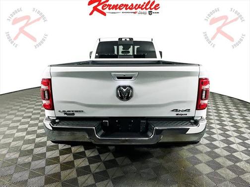 2024 RAM 3500 Limited Crew Cab 4x4 8' Box