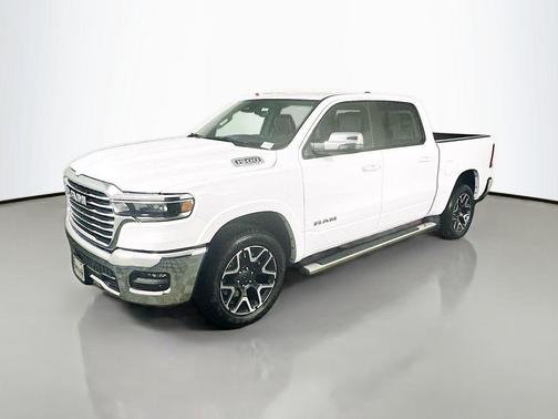 Bright White Clearcoat 2026 RAM 1500 Laramie