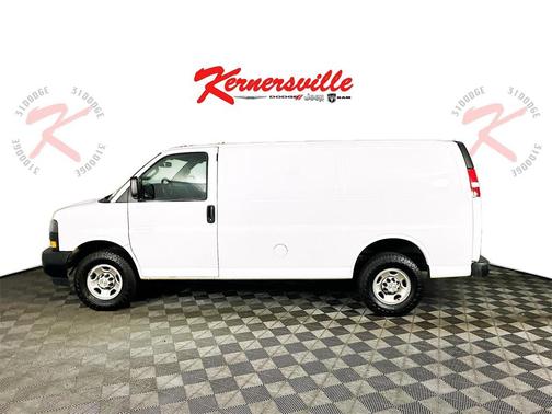 2022 Chevrolet Express 2500 RWD 2500 Regular Wheelbase WT