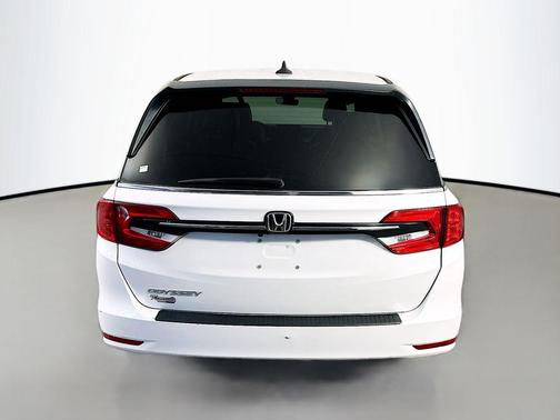 Platinum White Pearl 2022 Honda Odyssey EX-L