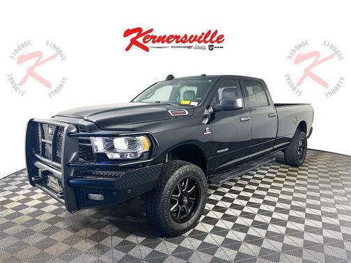 2022 RAM 2500 Tradesman Crew Cab 4x4 8' Box