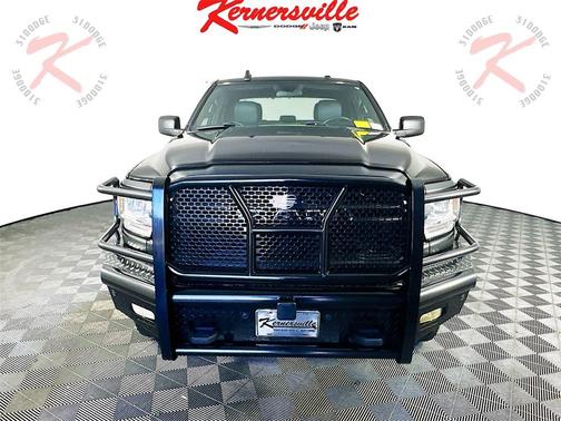 2022 RAM 2500 Tradesman Crew Cab 4x4 8' Box
