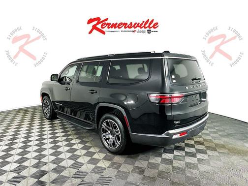 2022 Jeep Wagoneer Series III 4x2