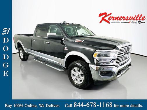Diamond Black Crystal Pearlcoat 2022 RAM 2500 Laramie Crew Cab 4x4 8' Box