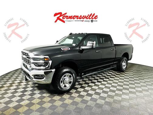 2026 RAM 2500 Tradesman Crew Cab 4x4 6'4' Box