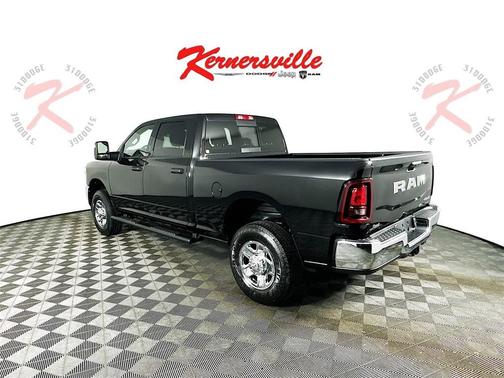 2026 RAM 2500 Tradesman Crew Cab 4x4 6'4' Box