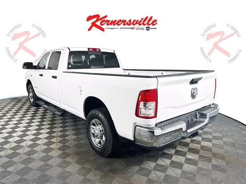 2022 RAM 2500 Tradesman Crew Cab 4x2 8' Box