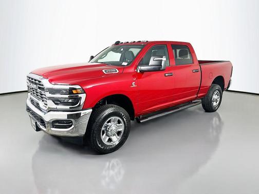 2026 RAM 3500 Tradesman Crew Cab 4x4 6'4' Box