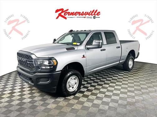 2023 RAM 2500 Tradesman Crew Cab 4x4 6'4' Box