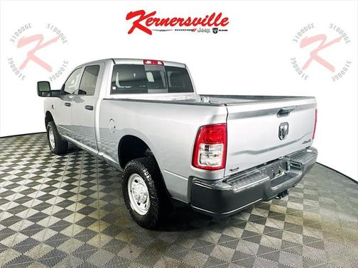 2023 RAM 2500 Tradesman Crew Cab 4x4 6'4' Box