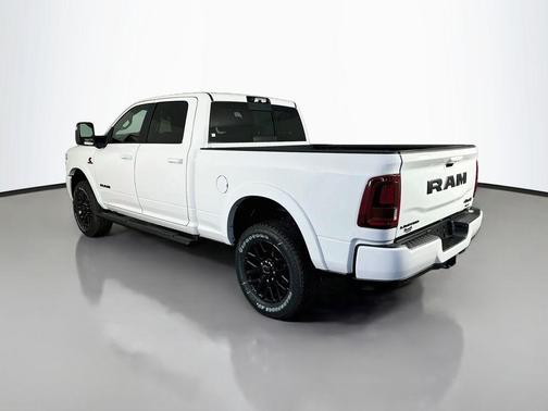 Bright White Clearcoat 2026 RAM 3500 Limited Crew Cab 4x4 6'4' Box