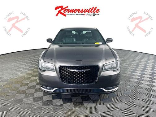 2019 Chrysler 300 S