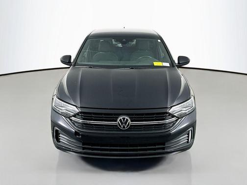 Deep Black 2023 Volkswagen Jetta 1.5T Sport