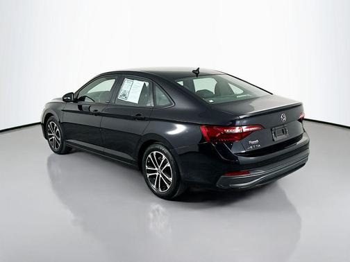 Deep Black 2023 Volkswagen Jetta 1.5T Sport