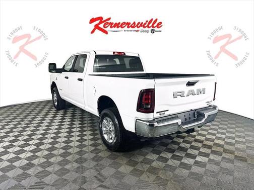 2025 RAM 3500 Big Horn Crew Cab 4x4 6'4' Box