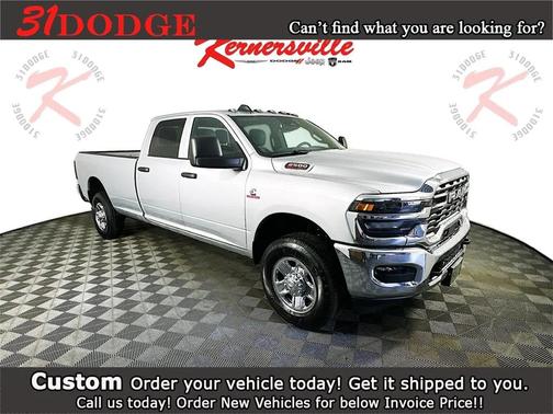 2026 RAM 2500 Tradesman Crew Cab 4x4 8' Box
