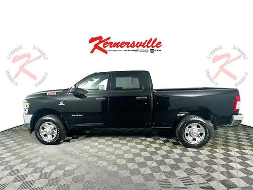 2022 RAM 2500 Tradesman Crew Cab 4x4 6'4' Box