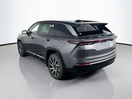 Baltic Gray Metallic Clearcoat 2025 Jeep Wagoneer S Limited