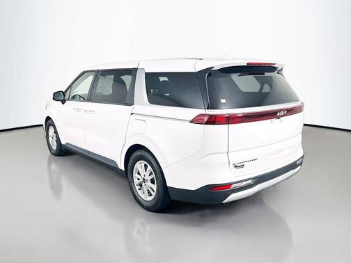 2022 Kia Carnival LXS