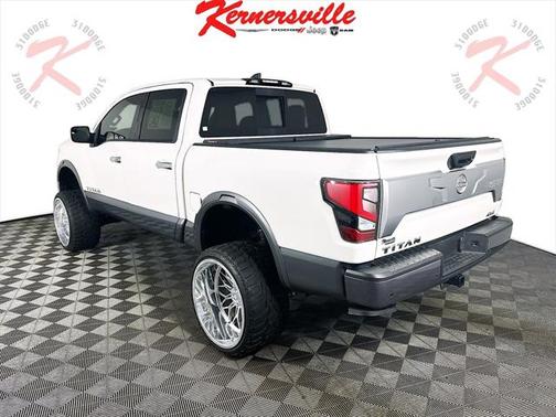 2024 Nissan Titan Platinum Reserve
