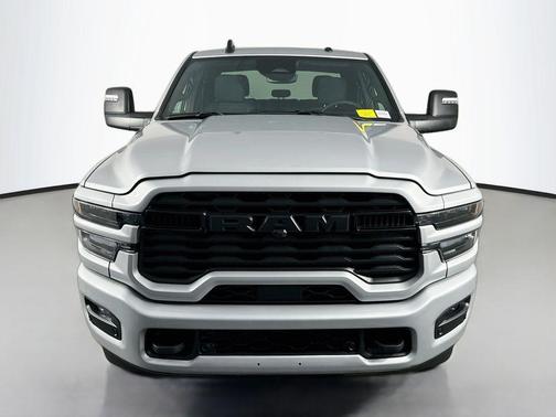 Silver Zynith 2026 RAM 2500 Big Horn Crew Cab 4x4 6'4' Box
