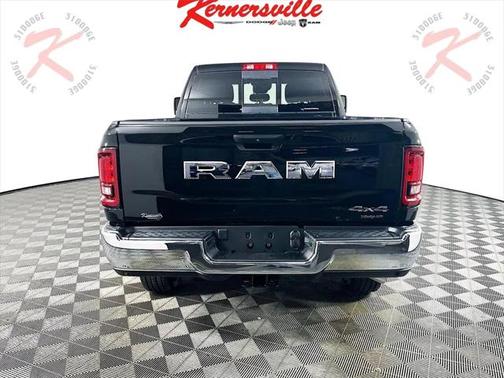 2025 RAM 2500 Tradesman Crew Cab 4x4 6'4' Box