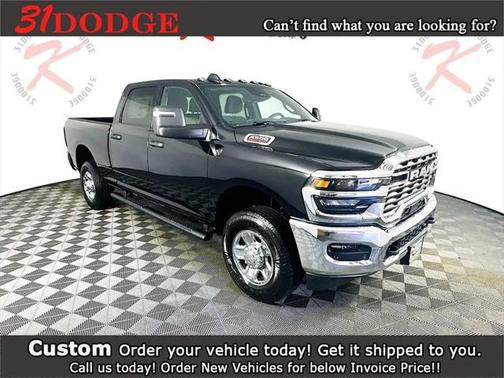 2025 RAM 2500 Tradesman Crew Cab 4x4 6'4' Box