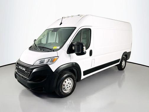 Bright White Clearcoat 2023 RAM ProMaster 2500 High Roof