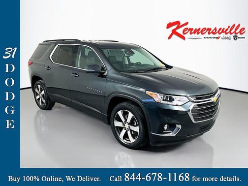 Graphite Metallic 2021 Chevrolet Traverse LT Leather