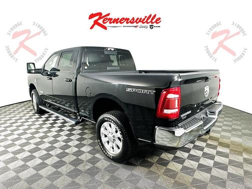 2024 RAM 3500 Laramie Crew Cab 4x4 6'4' Box