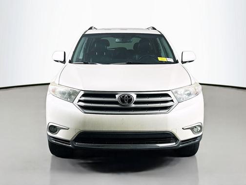 Blizzard Pearl 2013 Toyota Highlander Limited