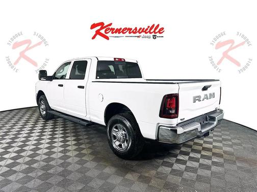 2026 RAM 2500 Tradesman Crew Cab 4x2 6'4' Box