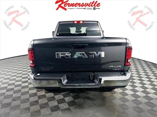 2025 RAM 2500 Big Horn Crew Cab 4x4 6'4' Box