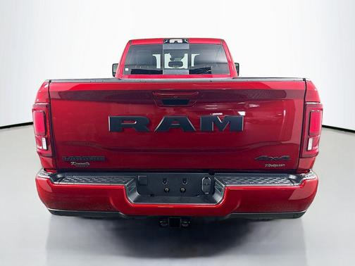 2026 RAM 3500 Laramie Crew Cab 4x4 8' Box