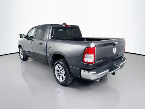 Granite Crystal Metallic Clearcoat 2020 RAM 1500 Big Horn/Lone Star