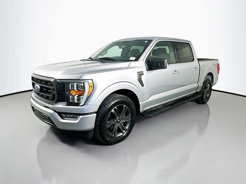 ICONIC SILVER METALLIC 2023 Ford F-150 XLT