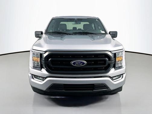 ICONIC SILVER METALLIC 2023 Ford F-150 XLT