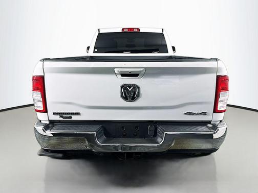 2021 RAM 2500 Big Horn Crew Cab 4x4 8' Box