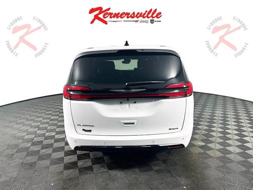 2026 Chrysler Pacifica L