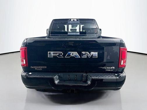 2025 RAM 3500 Laramie Crew Cab 4x4 6'4' Box