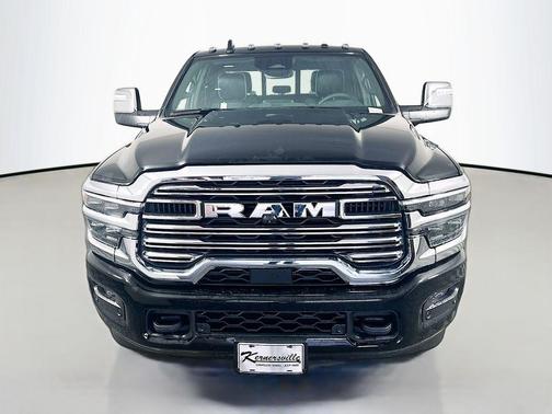 2025 RAM 3500 Laramie Crew Cab 4x4 6'4' Box