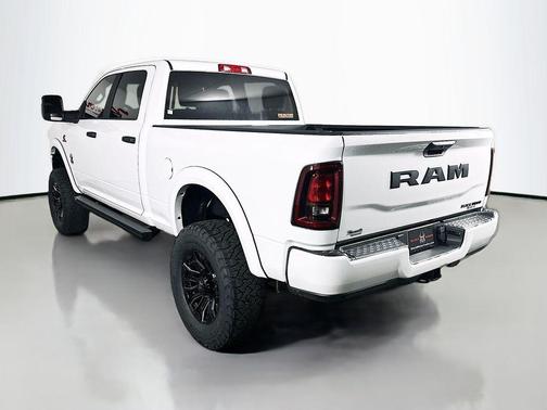 2026 RAM 2500 Big Horn Crew Cab 4x4 6'4' Box