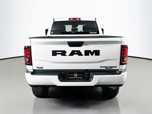 2026 RAM 2500 Big Horn Crew Cab 4x4 6'4' Box