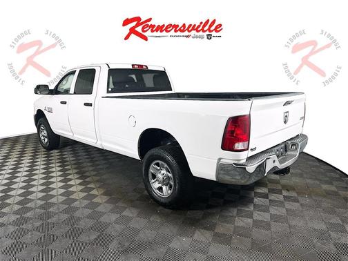 2017 RAM 2500 Tradesman Crew Cab 4x4 8' Box