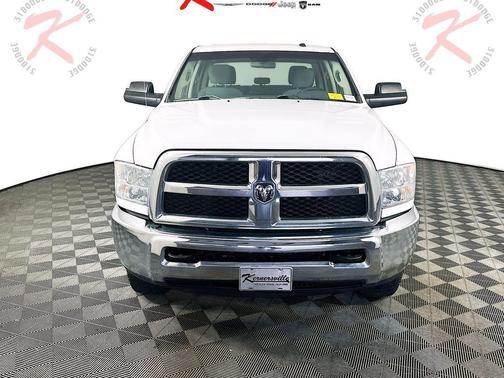 2017 RAM 2500 Tradesman Crew Cab 4x4 8' Box